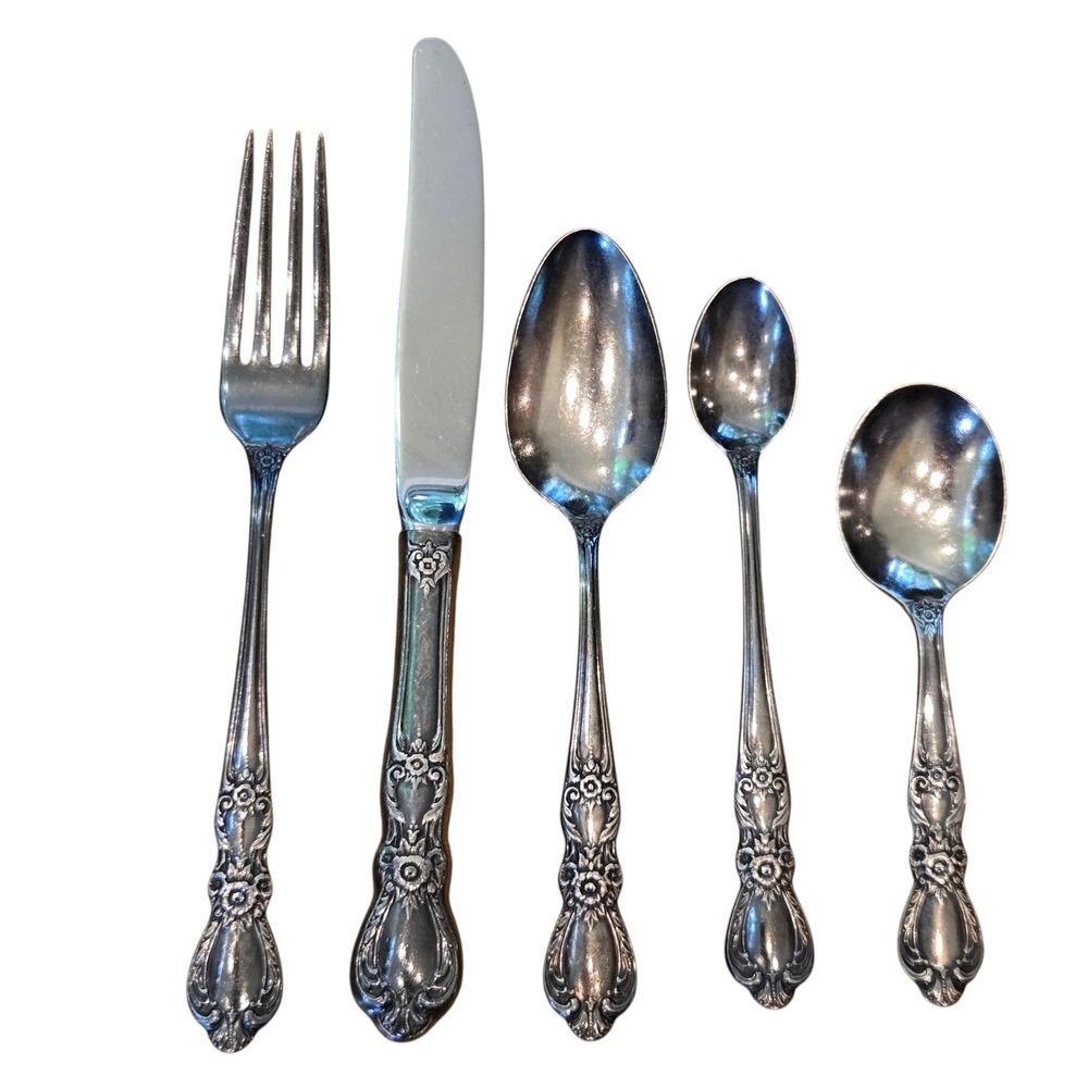 1847 Rogers Bros Heritage Flatware 5 Pc Set Baby Toddler Child Size Silverplate